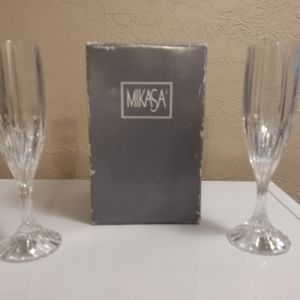 MIKASA Park Lane Champagne Flutes